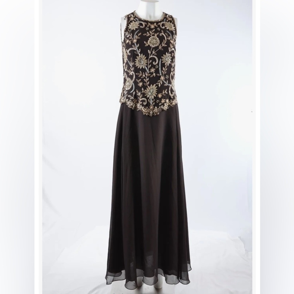 J Kara New York Dress Size:8 Beaded Full Length Formal Sleeveless